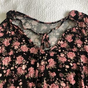 Francesca’s black & pink floral long sleeve dress